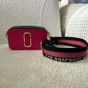 MARC JACOBS